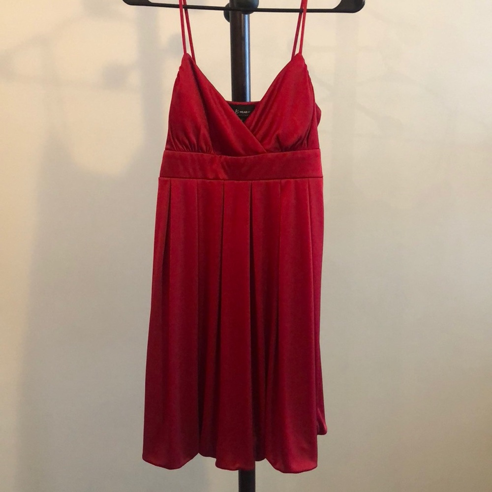 Red dress 🔥💃🏼 - Picture 7 of 7